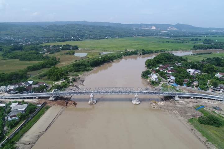Jembatan Penghubung Antar Kabupaten Bojonegoro 