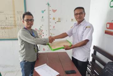Aam Purnama Resmi Mendaftar Bakal Calon Kades Waetele
