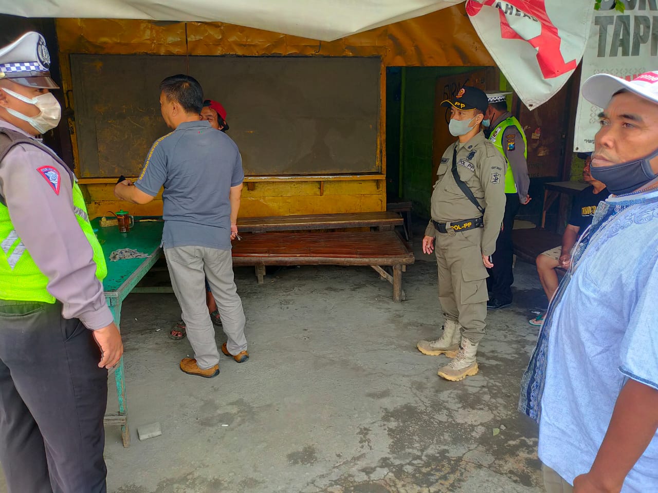 Lokasi korban diketahui tewas di warung kopi