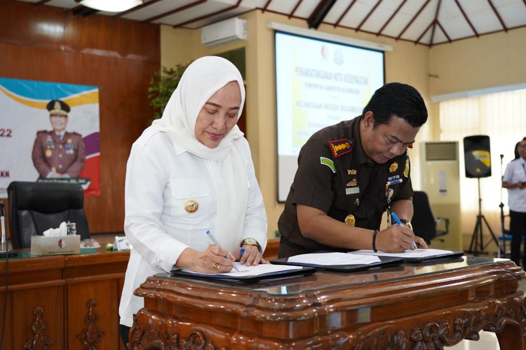 Pemkab dan Kejari Bojonegoro Teken MOU