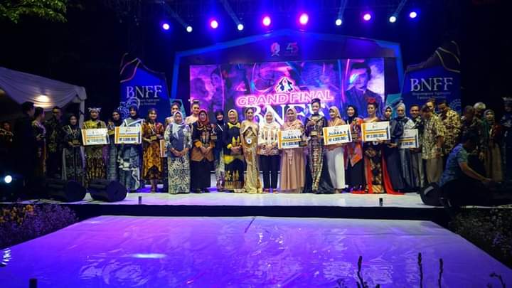 Grand final Bojonegoro Nglenyer Fashion Festival 