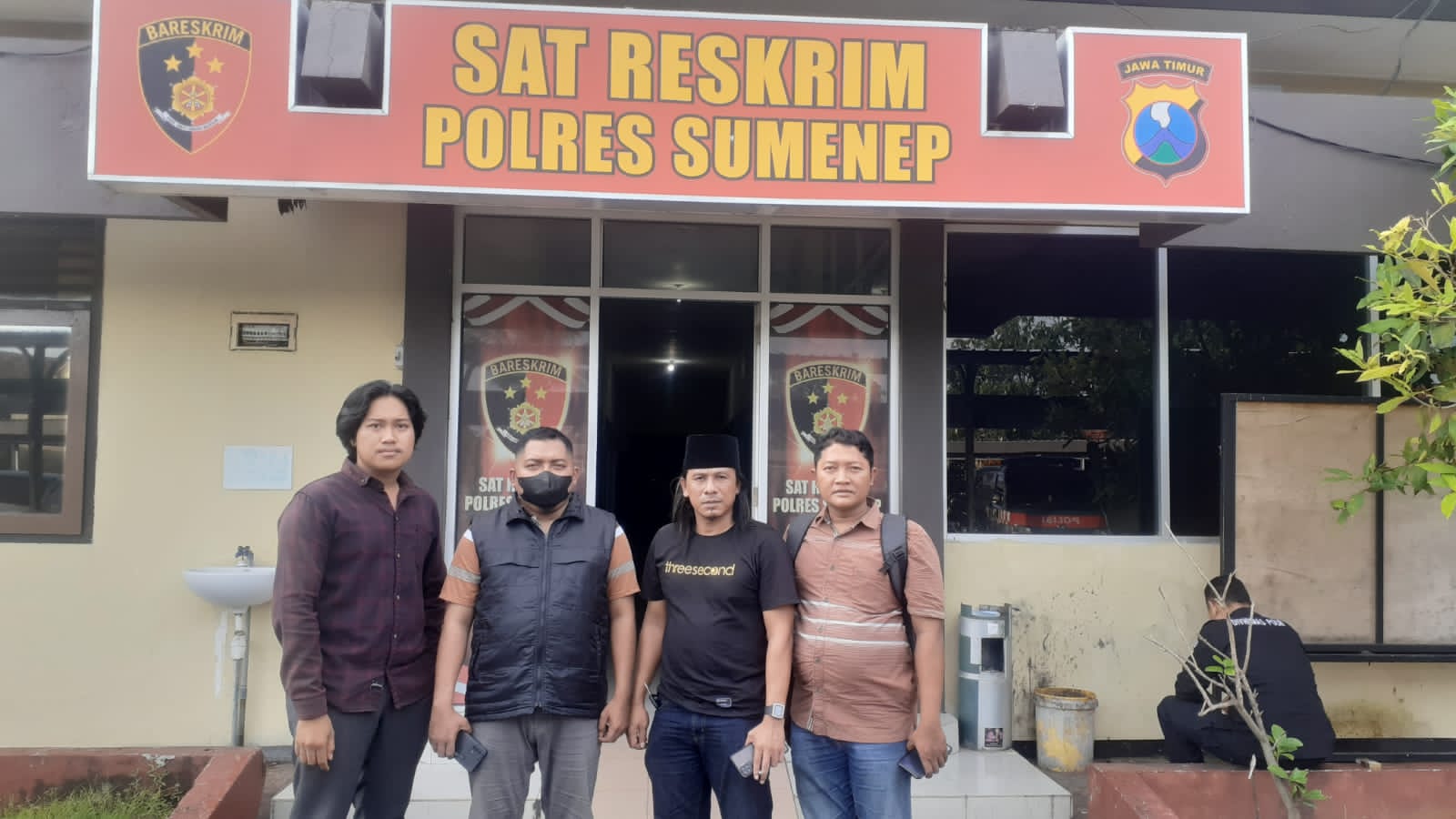 Pengacara Supyadi mendatangi Mapolres Sumenep