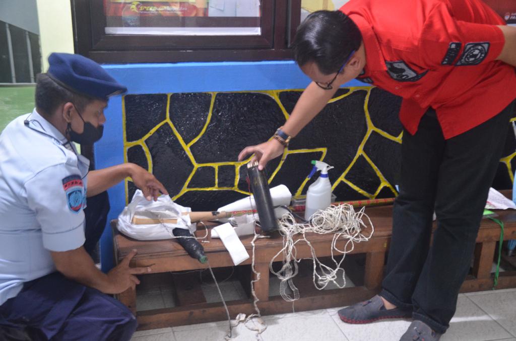 Razia Dadakan dalam Lapas Narkotika Kelas IIA Yogyakarta 
