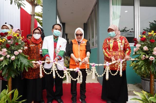 Bupati Bojonegoro Anna Mu,awanah, 