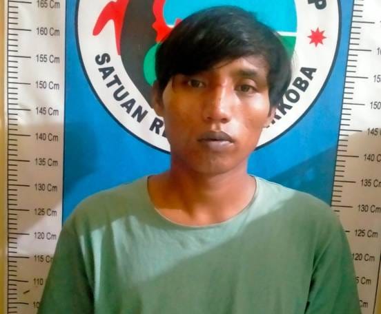 Penjual arak yang diamankan