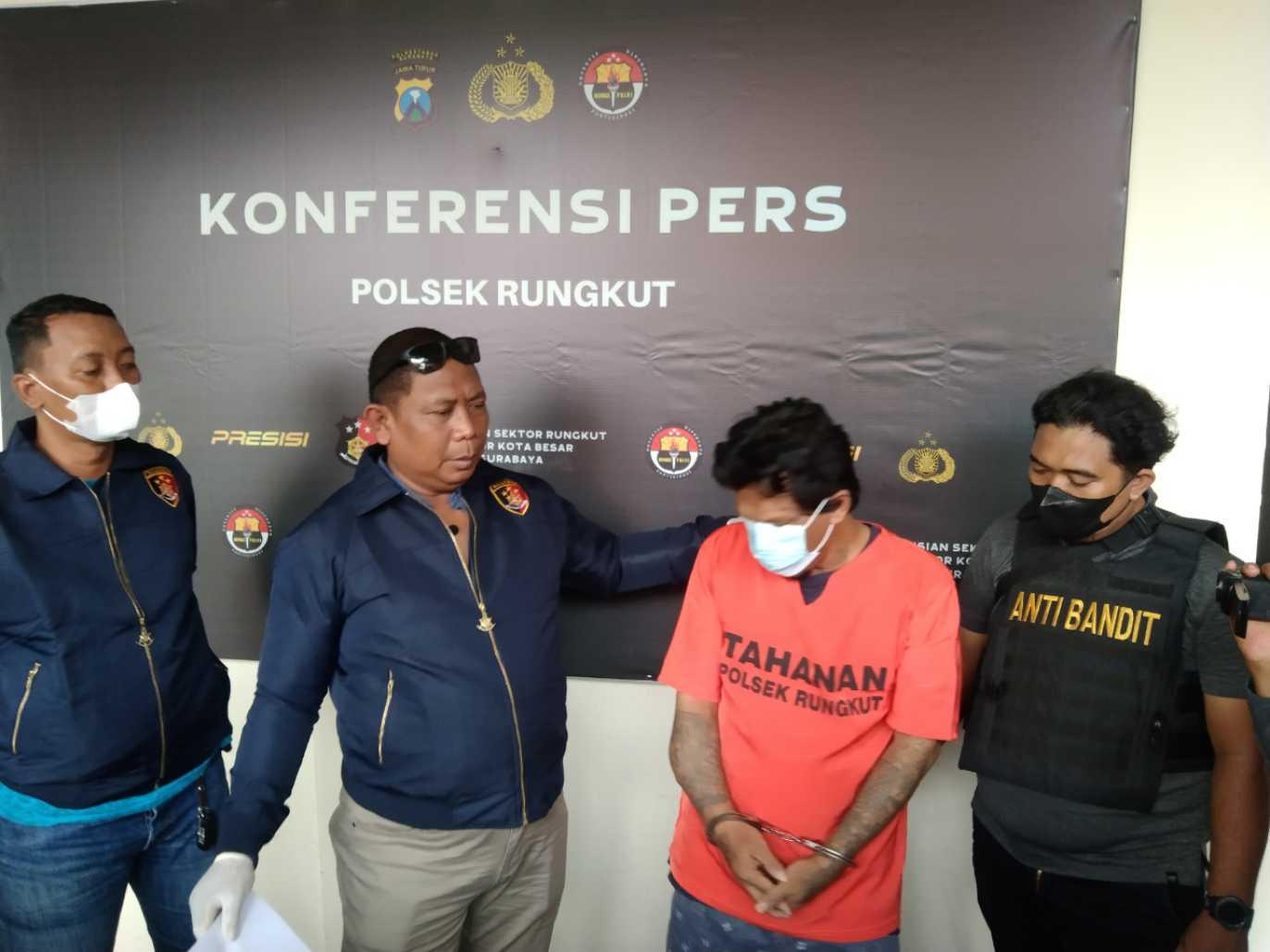 Pelaku pencurian di Polsek Rungkut