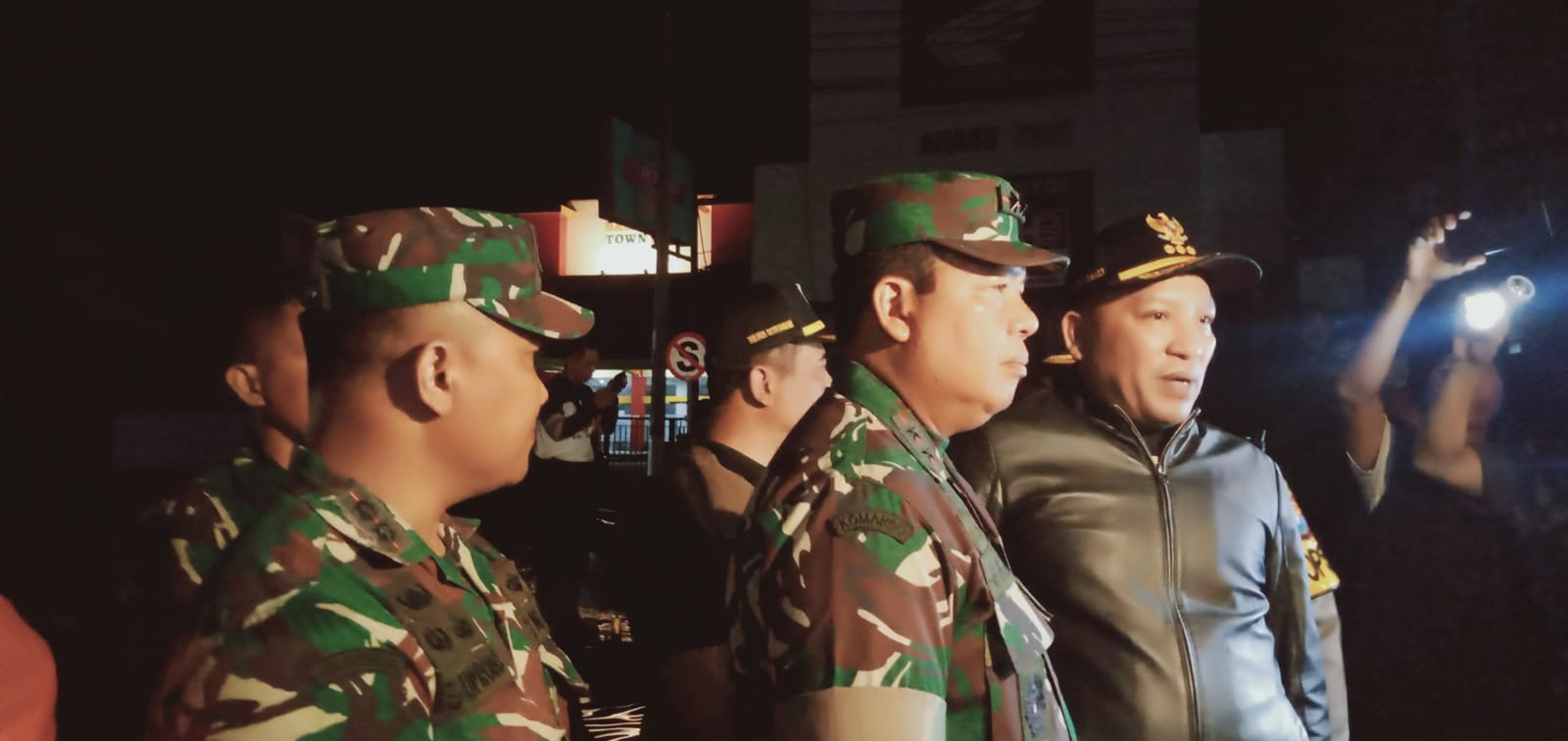 Pangdam V Brawijaya dan Bupati Sampang