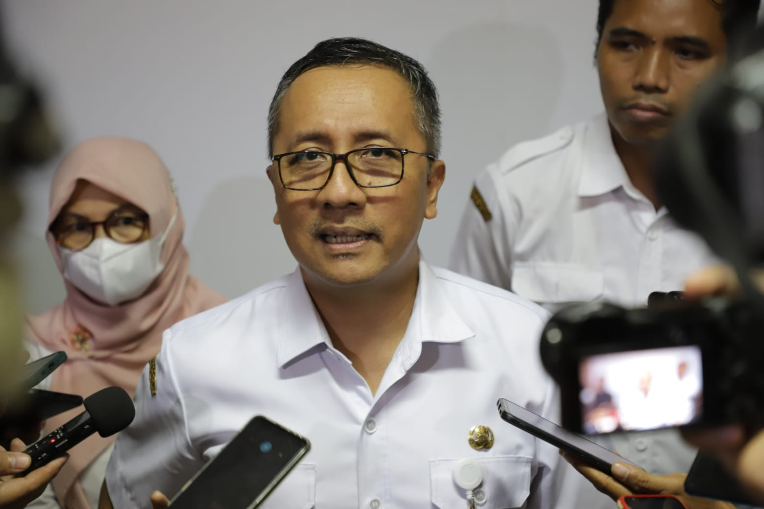Kepala Dinas Kependudukan dan Pencatatan Sipil (Dispendukcapil) Kota Surabaya, Agus Imam Sonhaji