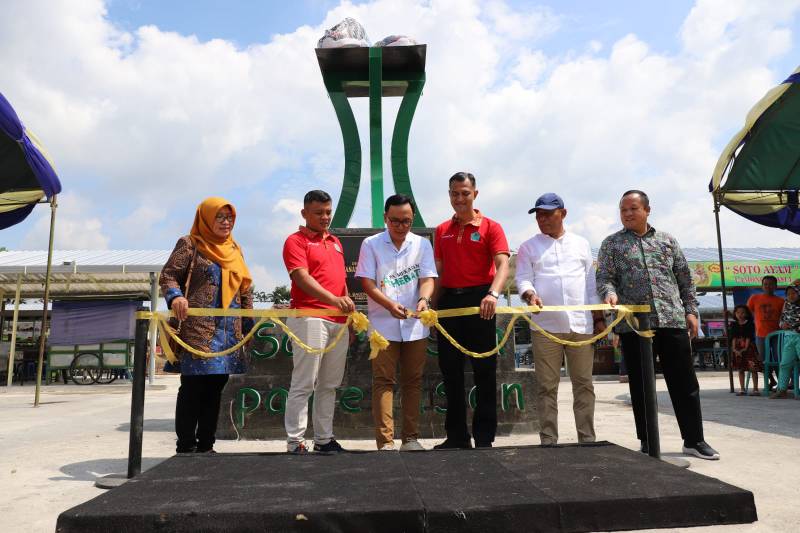 Launching sentra Pedagang Lima (PKL) Food Colony Pamekasan