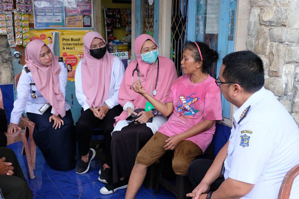 Perhatian Pemerintah Kota (Pemkot) Surabaya kepada keluarga Yutriana
