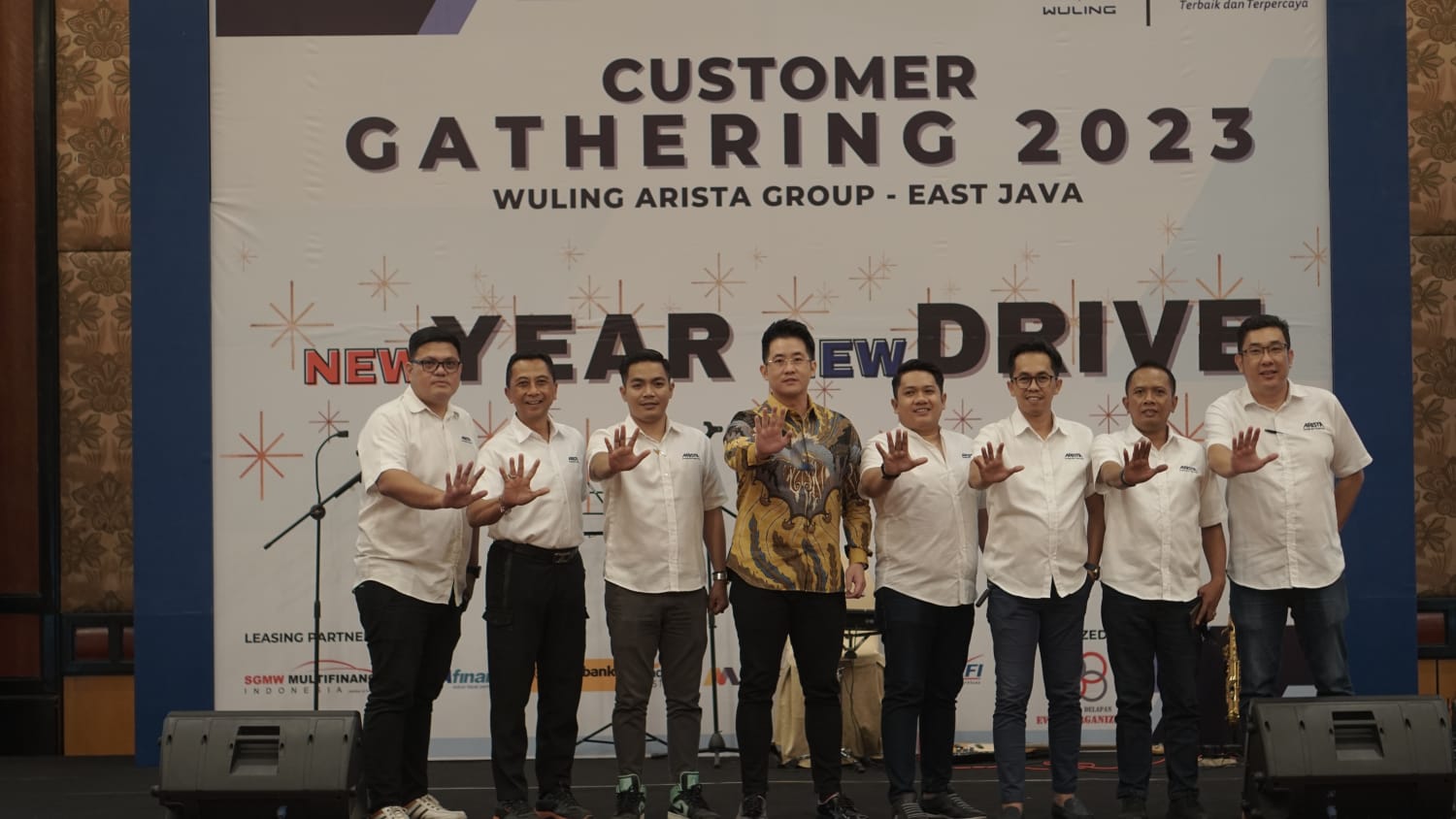Costumer ghatering 