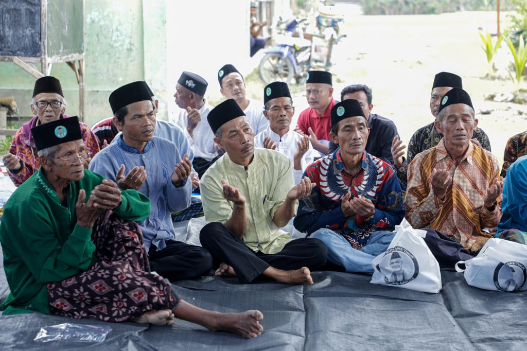Edukasi dan Pengobatan Herbal di Bojonegoro dari Kiai Muda Jawa Timur