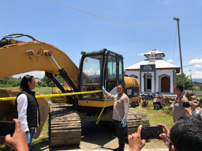 Excavator Membawa Petaka