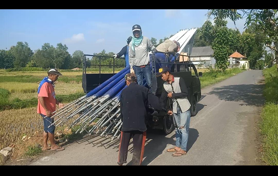 PJ. Kepala Desa Banyumas Peduli Warganya