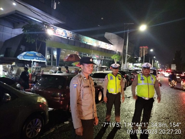 Polsek Wonocolo gelar patroli ramadhan Jogo Suraboyo antisipasi kejahatan