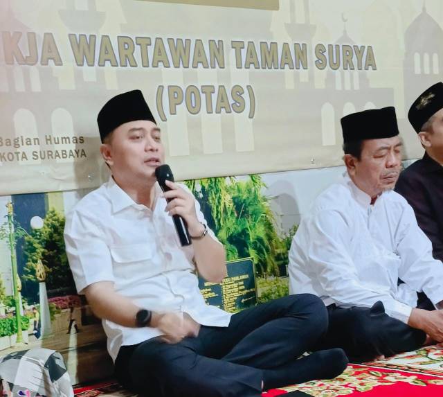 Wali Kota Surabaya Eri Bukber bersama Wartawan Pokja Taman Surya 