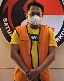 Pria penjual sabu yang ditangkap Polrestabes Surabaya