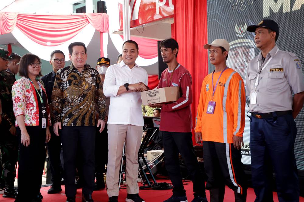 Wali Kota Surabaya Eri Cahyadi didampingi jajaran Forkopimda Surabaya