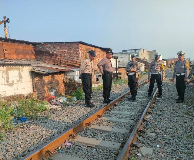 Patroli Polsek Simokerto
