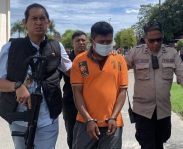 Pelaku pembunuhan di Desa Parbulu, Kecamatan Waelata Kabupaten Buru, Maluku.