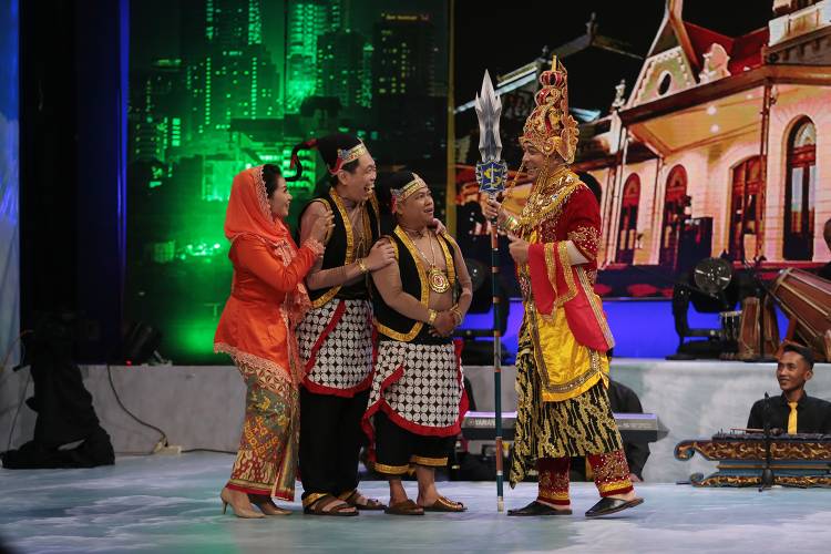 Wali Kota Surabaya Eri Cahyadi akan tampil menghibur warga sebagai Raja Surya 