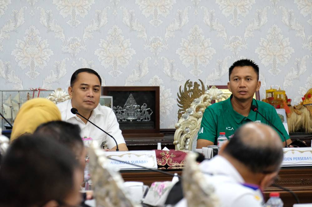 Silaturahmi bersama bonek dan manajemen persebaya