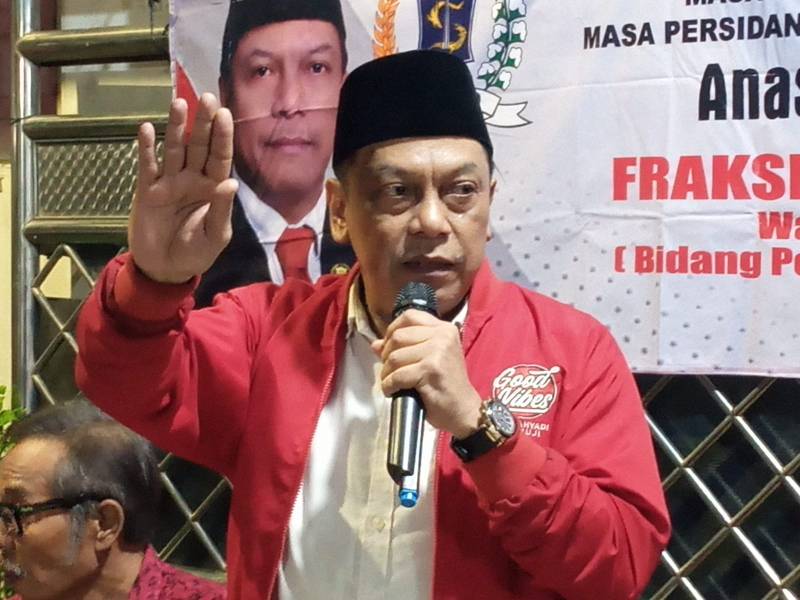 Wakil ketua Komisi B DPRD Surabaya Anas Karno 