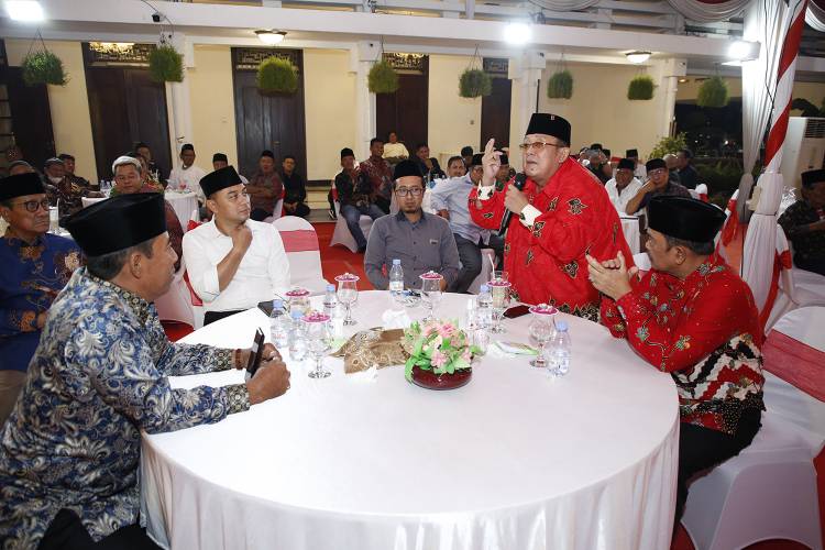 Wali Kota Surabaya Eri Cahyadi menerima kunjungan Tokoh Madura 