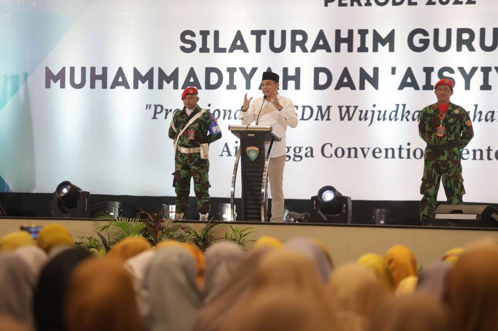 Wali Kota Eri Cahyadi mengajak seluruh warga Muhammadiyah untuk turut serta membangun Kota Surabaya