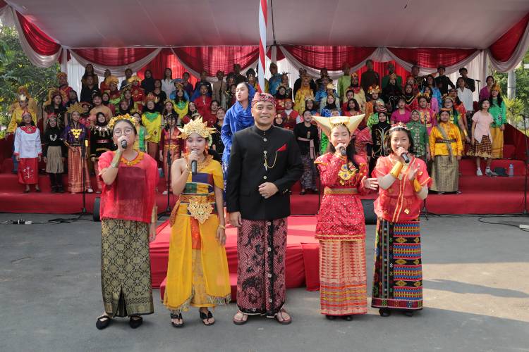  Wali Kota Eri Cahyadi Ajak Warga Surabaya Bumikan Nilai-nilai Pancasila