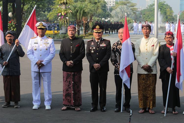 Semua ASN Pemkot Surabaya Wajib Sumbang Bendera 