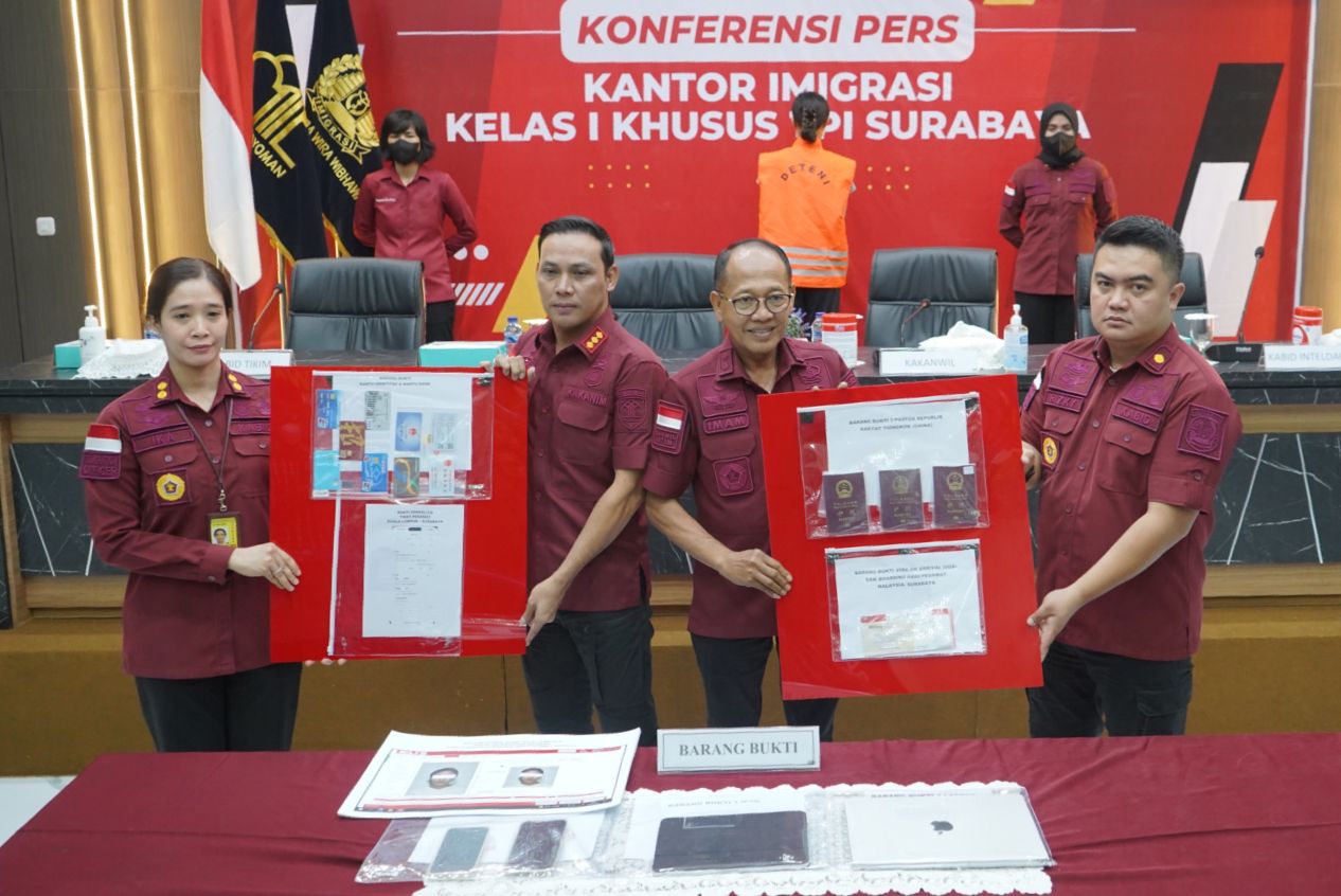 Wanita Joki Tes Bahasa Inggris Sindikat Internasional