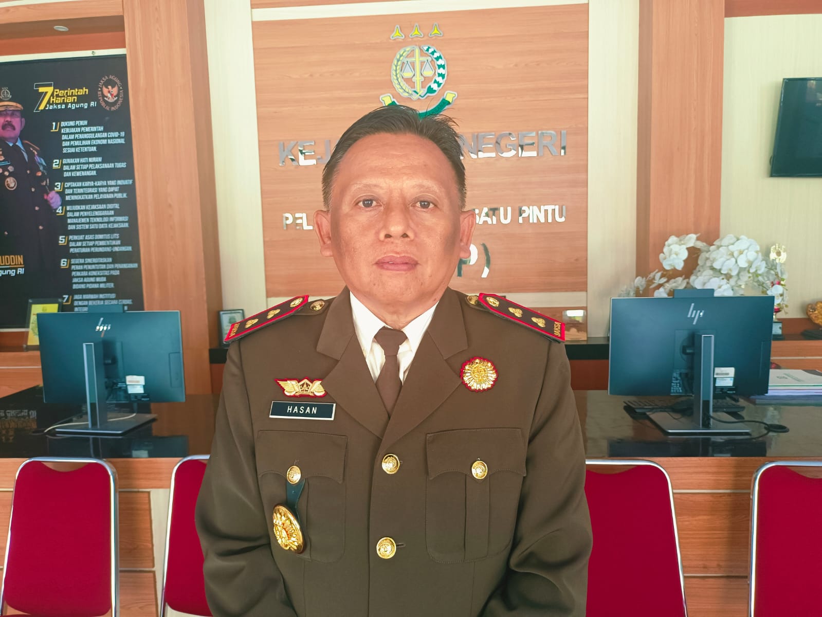 Kepala Kejaksaan Negeri Buru,M. Hasan Pakaja