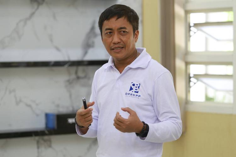 Kepala Dinas DPRKPP Surabaya Irvan Wahyudrajad 