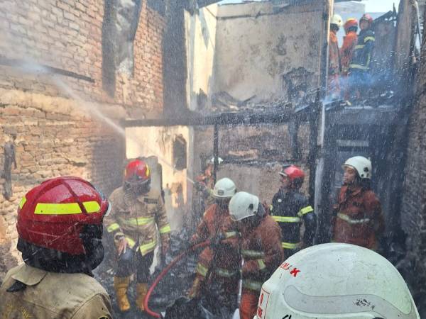 Pemkot Surabaya Imbau Warga Jangan Bakar Lahan Terbuka Sembarangan