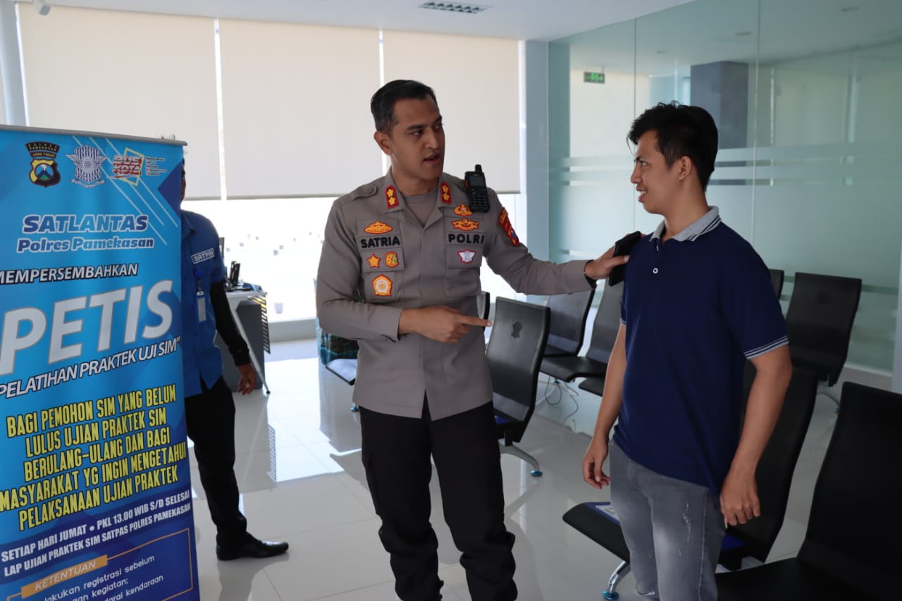 Kapolres Pamekasan sidak proses pembuatan SIM 