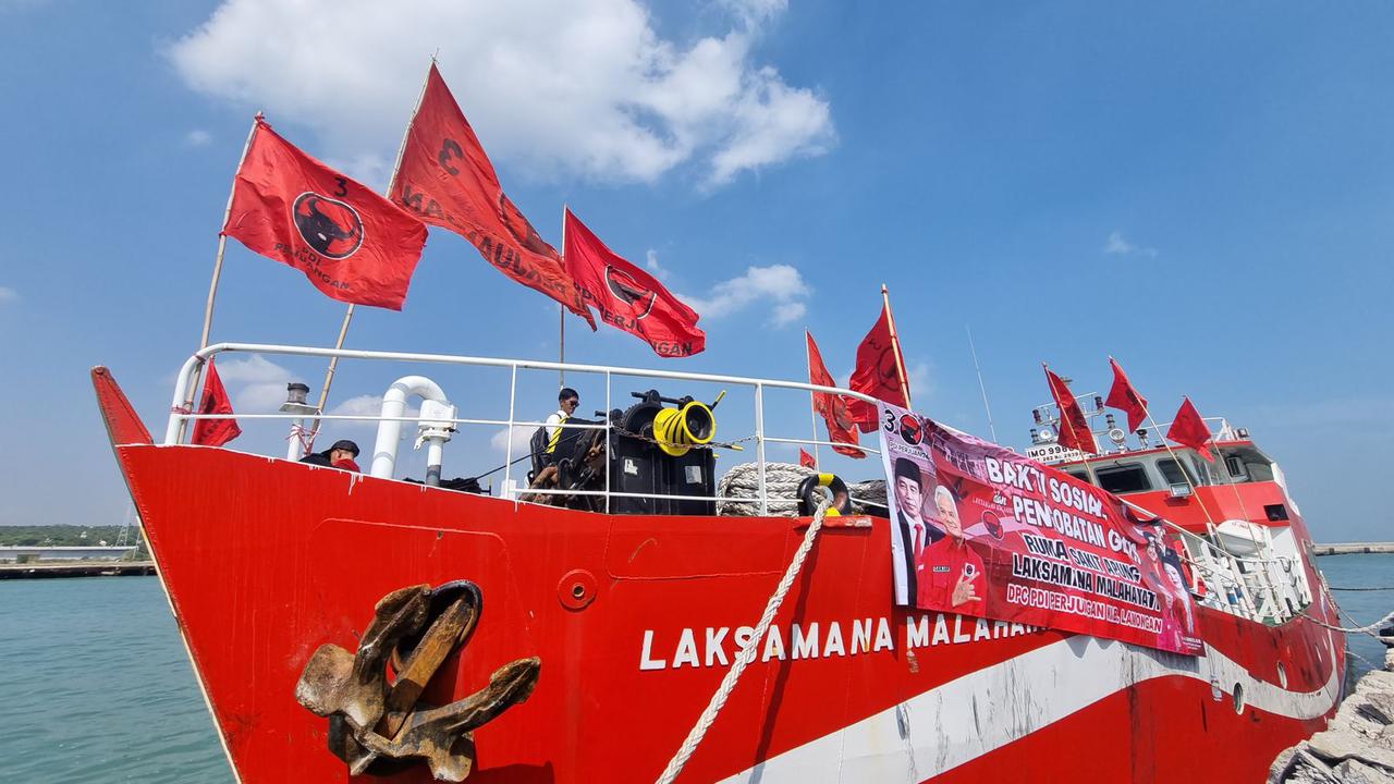 Kapal RS Laksamana Malahayati Sandar Di Surabaya 