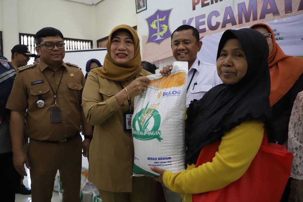 Kepala Dinas Ketahanan Pangan dan Pertanian Kota Surabaya, Antiek Sugiharti 