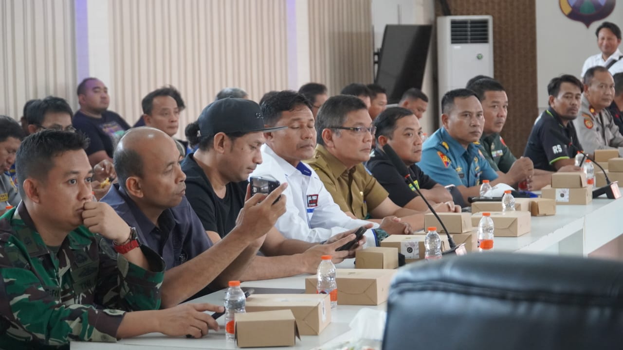 Rapat pengamanan Bola di Polrestabes Surabaya 