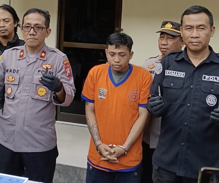 Pelaku Pencurian di Polsek Sukolilo 