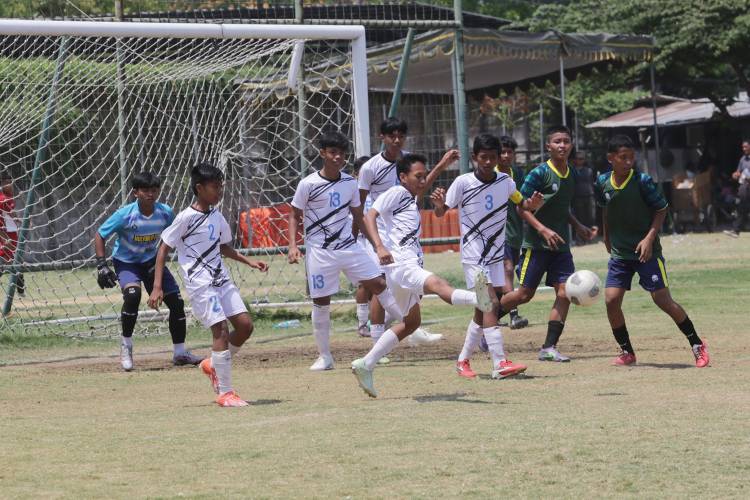 Turnamen Sepak Bola antar Kecamatan