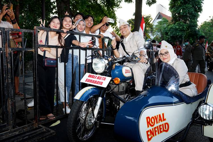 Acara tahunan Parade Surabaya Juang 2023 berlangsung meriah, 