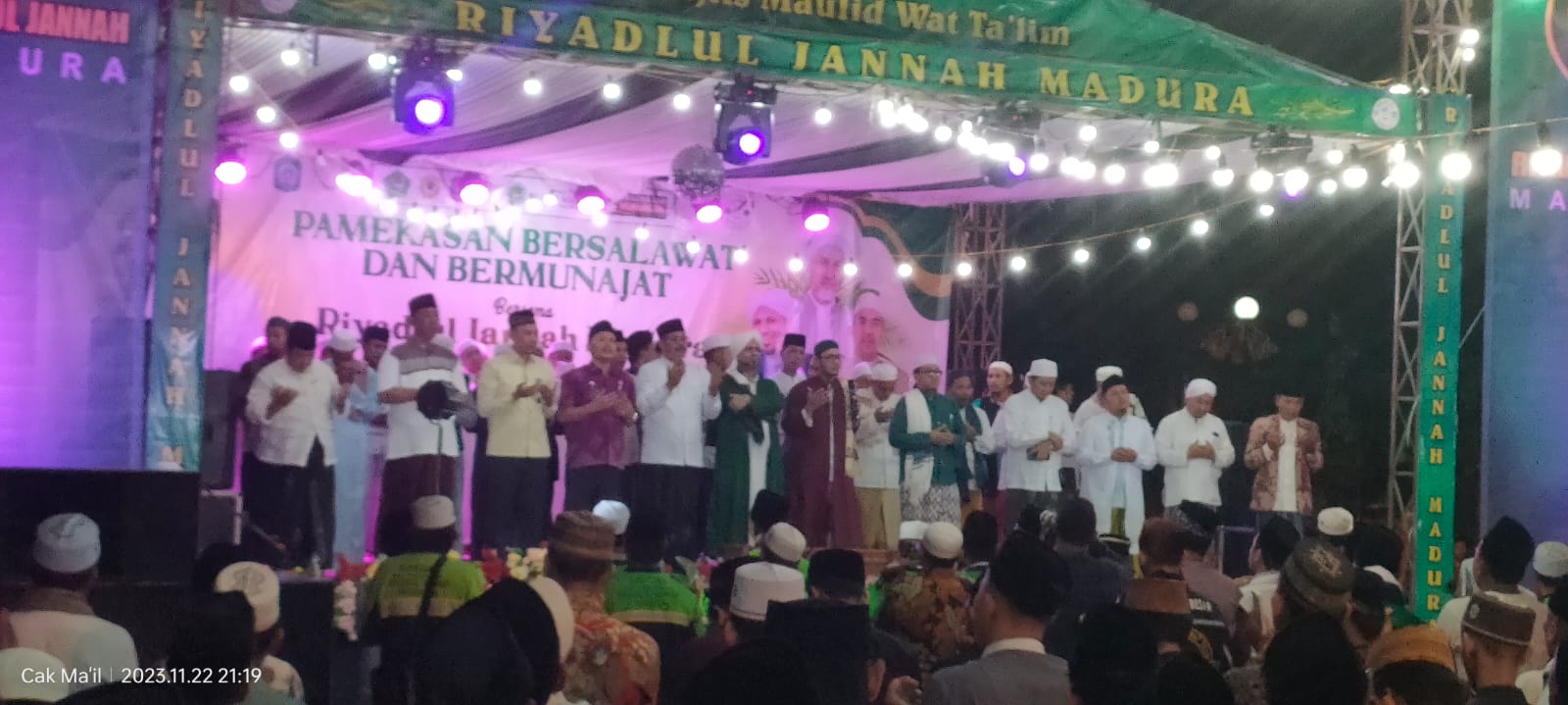 Pamekasan Bersholawat Bersama Majelis Riyadlul Jannah