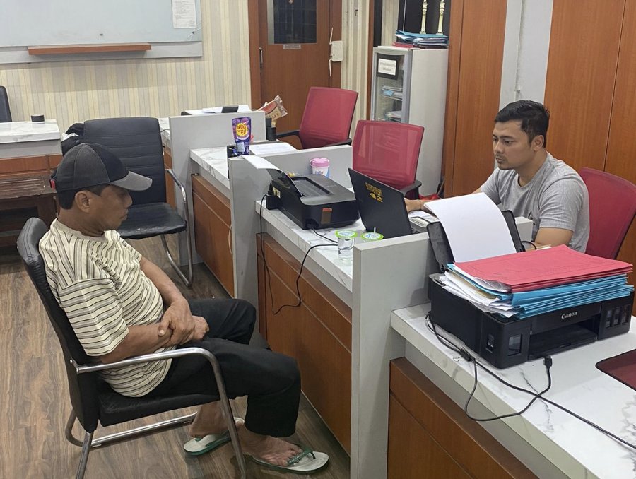 Pengemis yang viral di media sosial saat diamankan 