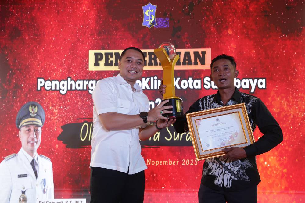 Wali Kota Eri Serahkan Penghargaan Proklim 2023