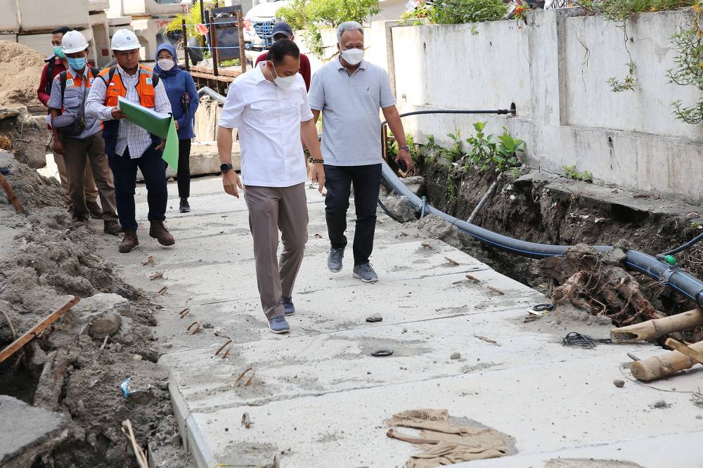 Pemkot Surabaya Kebut Pemasangan dan Koneksikan Saluran di Permukiman Warga