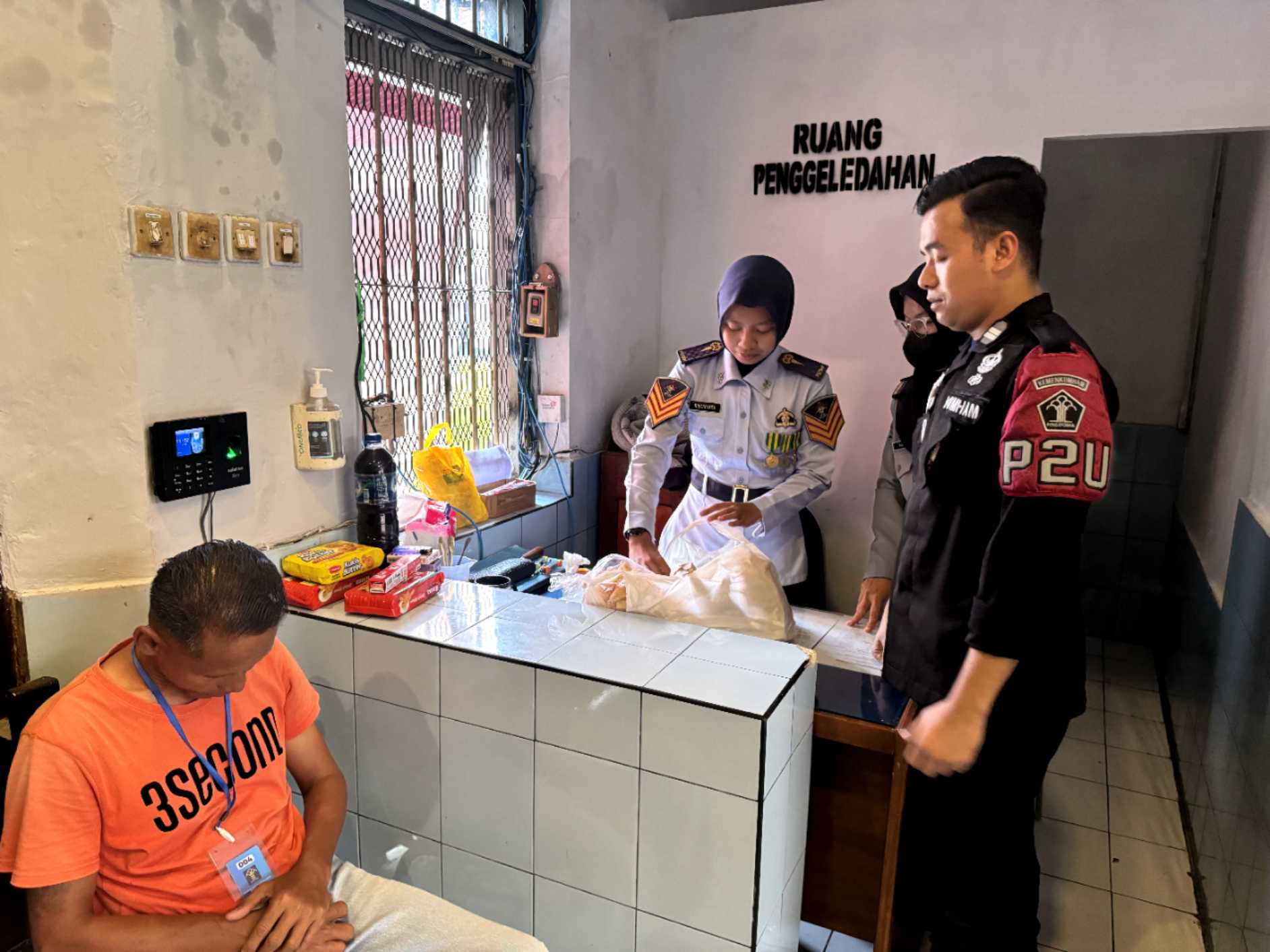 Pembawa ratusan pil di Rutan Ponorogo 