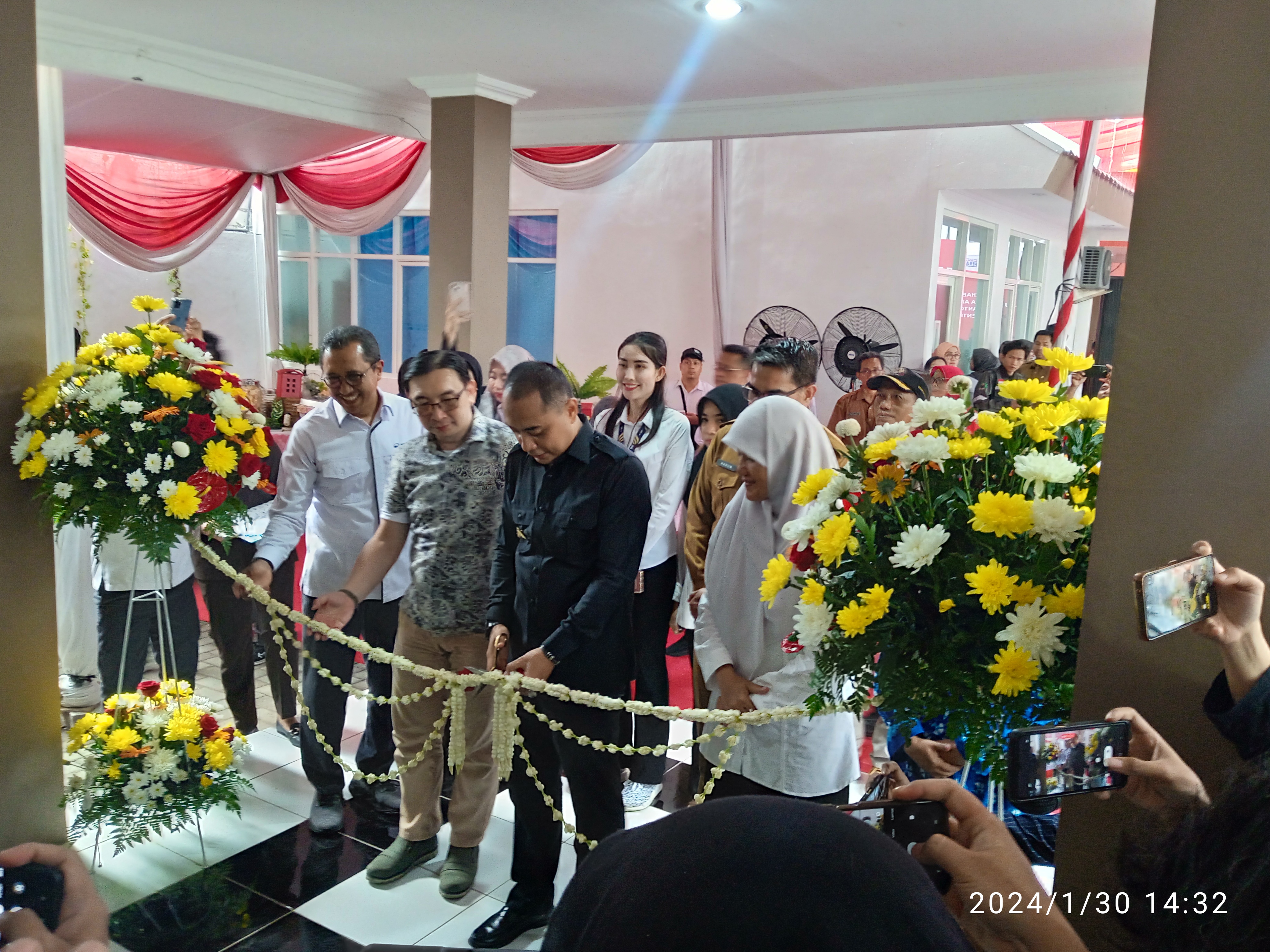 Wali Kota Surabaya Eri Resmikan Reservoir Mbah Ratu Dan Pompa Air Baku Tambahan 