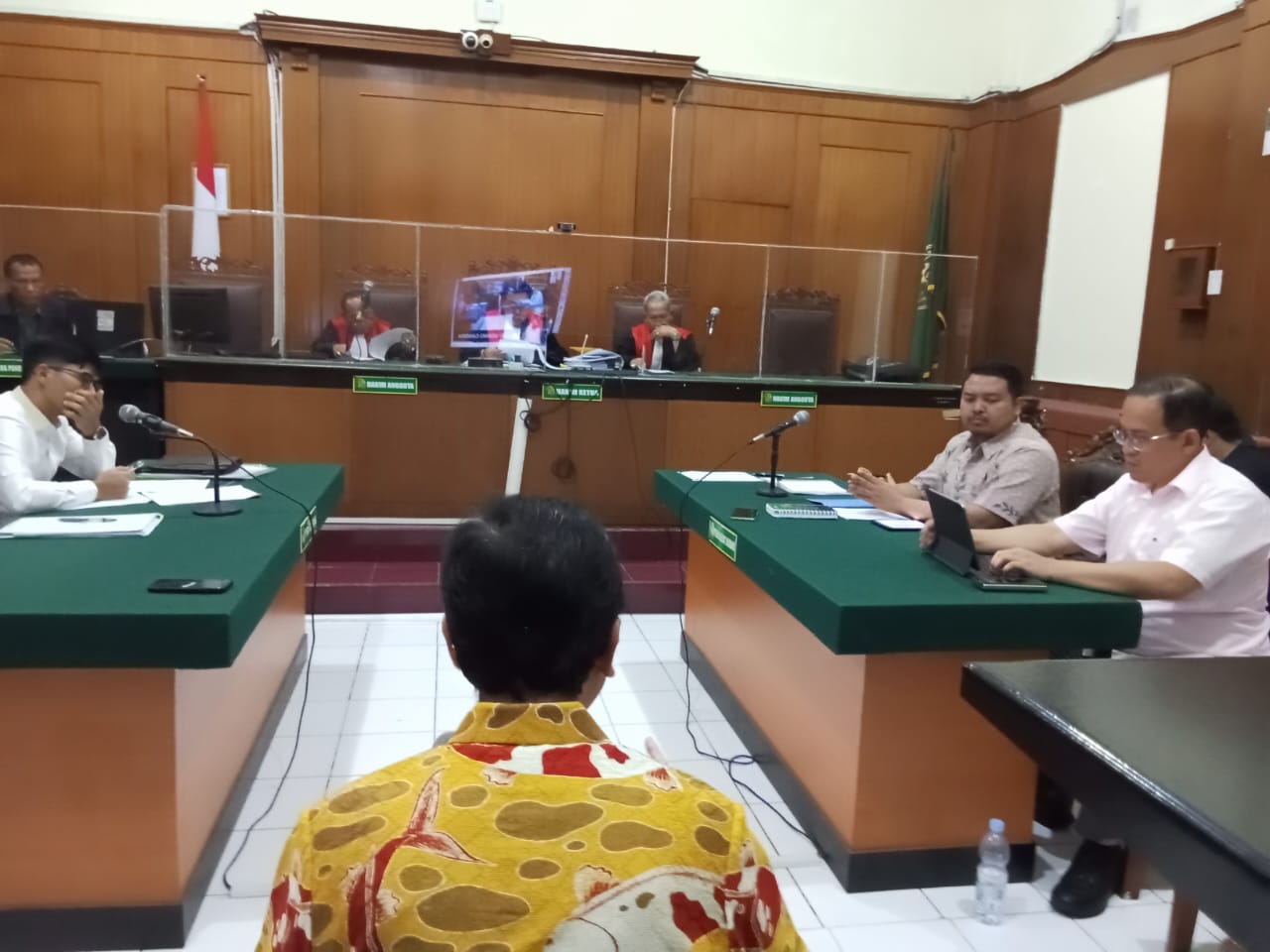 Suasana Sidang di Pengadilan Niaga Surabaya 