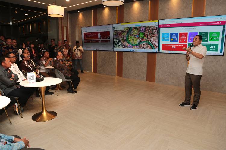 Pemkot Surabaya Satukan Pelayanan Perizinan disatu Tempat 